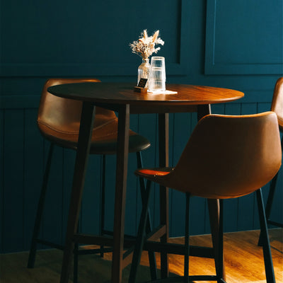 Richmond Hill's Premier Online Destination for Bar Stools and Dining Chairs