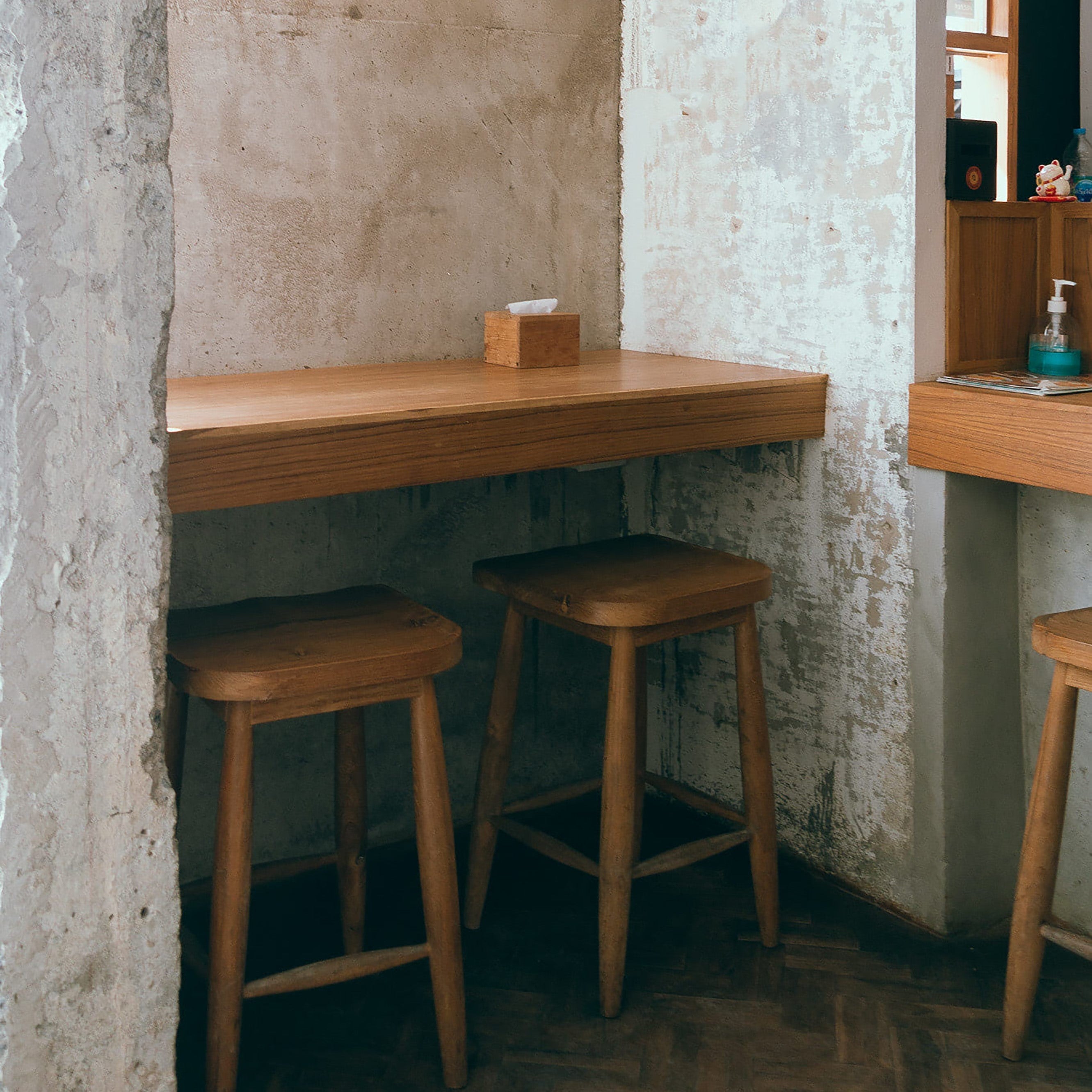 Furniture Bar Stools in Mississauga Shop Now